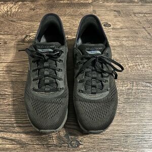 Skechers Arch Fit Women's Black Athletic Lace-Up Sneakers